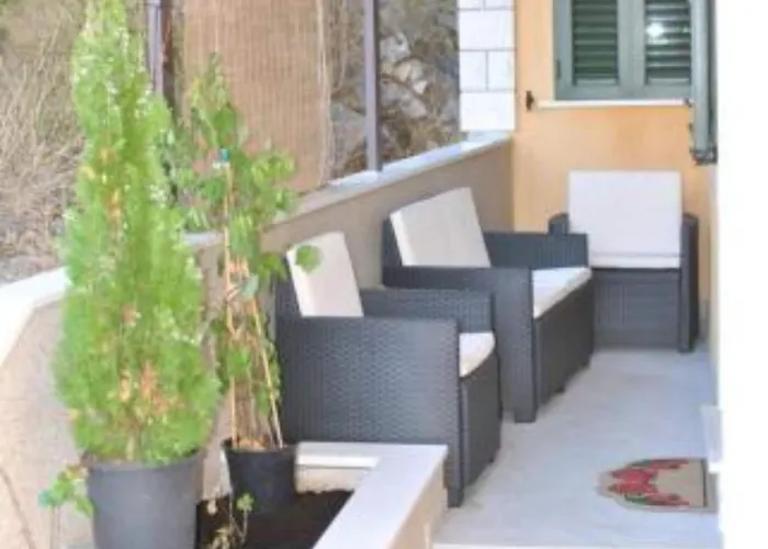 Maritimo - Two Bedroom With Sea View And Terrace * Smokvica (Korcula)